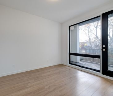 For Lease - 506 Scarborough Road Unit# Main Floor, Toronto, Ontario - Photo 4