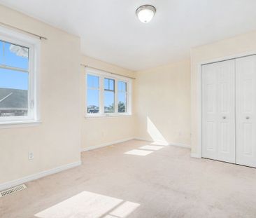 For Lease - 113 Keltie Private Unit# 4, Barrhaven, Ontario - Photo 4
