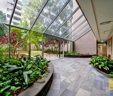 Stunning River & City Views in a Secure South Perth Location - Photo 6