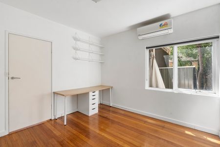 3/282 Barkly Street, Elwood VIC 3184 - Apartment For Rent | Domain - Photo 3