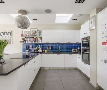 5 bedroom terraced house to rent - Photo 1