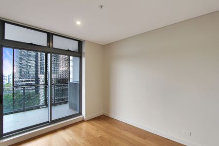 North Facing Bedroom with New Appliances and Floorboards! - Photo 5