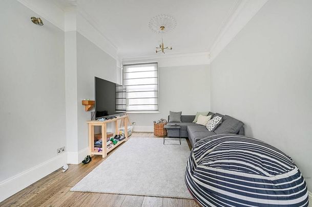 4 bedroom semi-detached house to rent - Photo 1