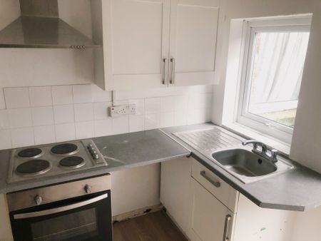 London Road, Portsmouth - Photo 4