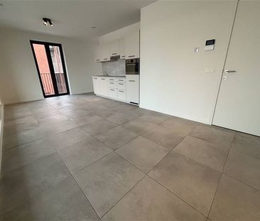 Appartement te huur - Photo 1