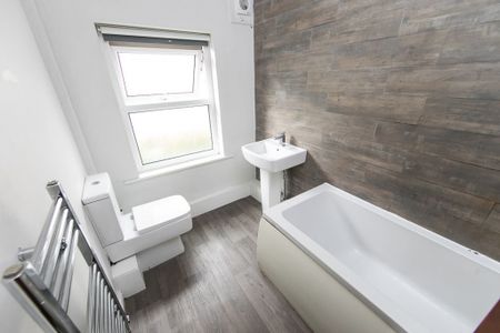 Otley Road, Headingley, Leeds - Photo 2