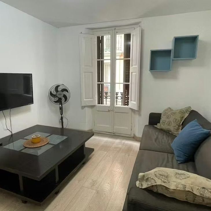 Carrer de la Mare de Déu dels Desemparats, Barcelona, Catalonia 08012 - Photo 1