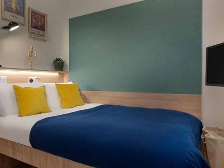 Standard Studio - Photo 3