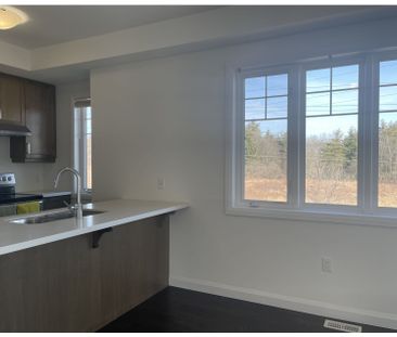 For Lease - 1169 Garner Road Unit# 31, Hamilton, Ontario - Photo 2