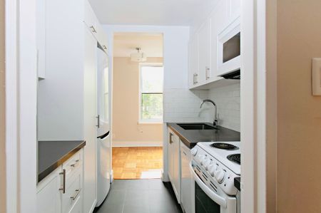 For Lease - 1545 Bathurst Street Unit# 403, Toronto, Ontario - Photo 2