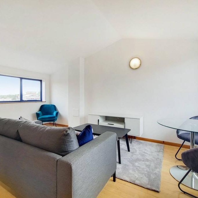 1 bedroom flat to rent - Photo 1