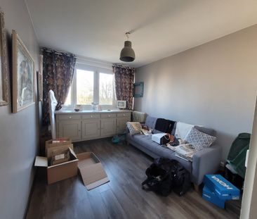 Location Appartement 4 pièces 88m² LYS LEZ LANNOY 59390 - Photo 3