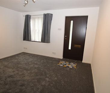 1 bedroom Maisonette to let - Photo 5