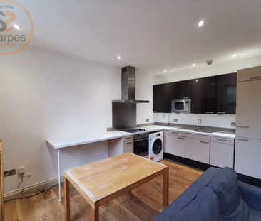 2 bedroom flat to rent - Photo 2 | Rentumo