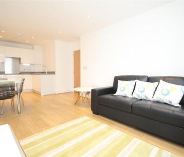 2 bedroom flat to rent - Photo 5