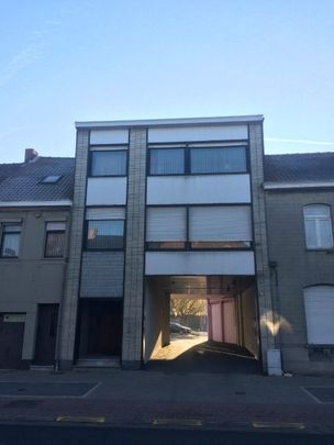 Ruim opgevatte bel-étagewoning met grote dakterras. - Foto 1