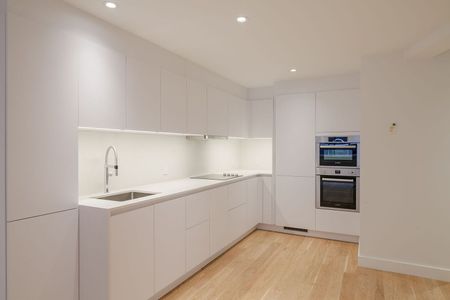 4570-4590 Queen Mary - Photo 4