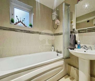 Bader Gardens, Slough, SL1 - Photo 6