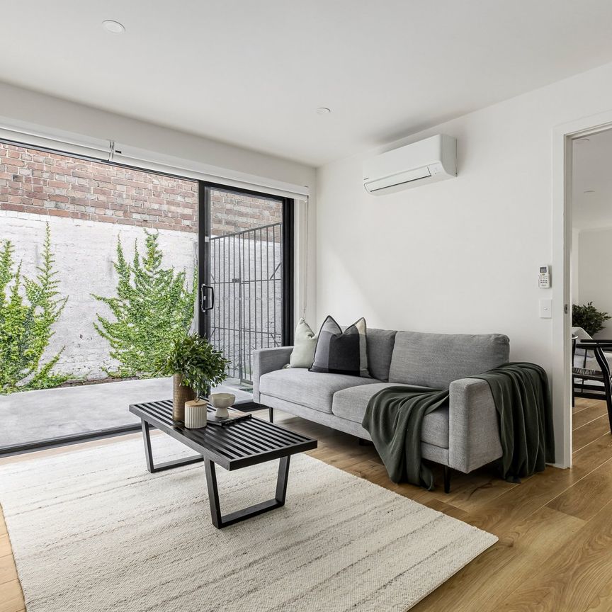 Thinking of selling? Contact our agent - Photo 1