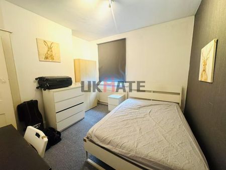 Ermine Road Room A Room B Room C Room D Room E - Photo 5