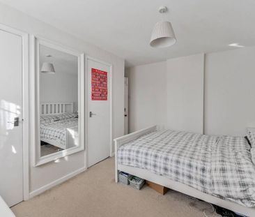3 bedroom maisonette to rent - Photo 5