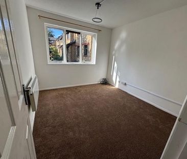 3 bedroom apartment to rent - Photo 4