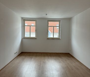 Moderne 4-Zimmerwohnung mit Wintergarten - Foto 4