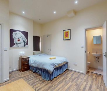 Studio to rent - Photo 3