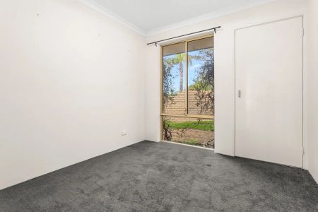 10B Cadiz Place, Coogee WA 6166 - Photo 3