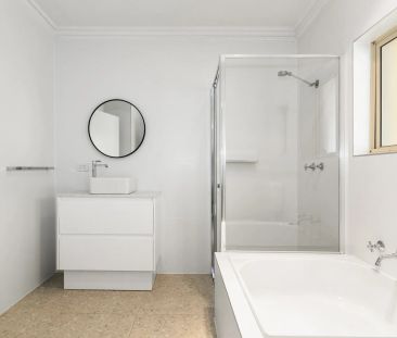 3-Bedroom Home with Large Outdoor Entertaining Area - Photo 1