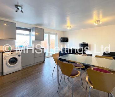 4 Bedroom Mid Terraced House for rent in Holborn Street - Photo 1