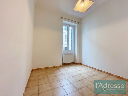 Location appartement 2 pièces, 31.50m², Ajaccio - Photo 3
