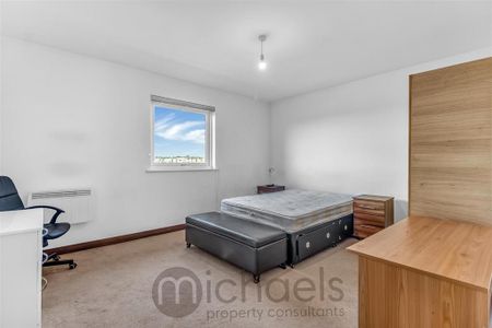 3 bedroom apartment to rent - Photo 5