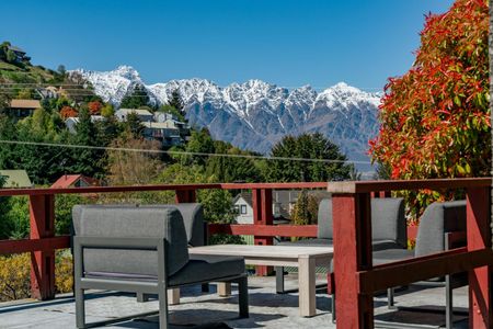 Cozy home in Sunshine Bay - Photo 4