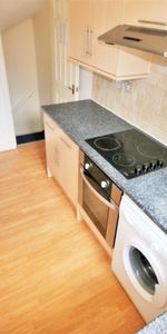 5 Bed Terraced House, Royal Park Terrace, LS6 - Photo 4