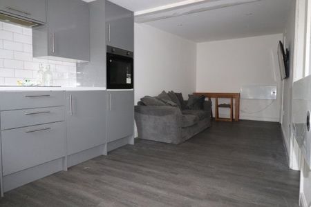 ROSEMARY ROAD, Property for rent - Photo 2