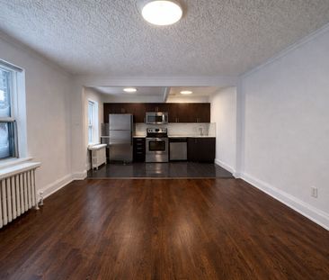 For Lease - 2404 Queen Street Unit# 27, Toronto, Ontario - Photo 2