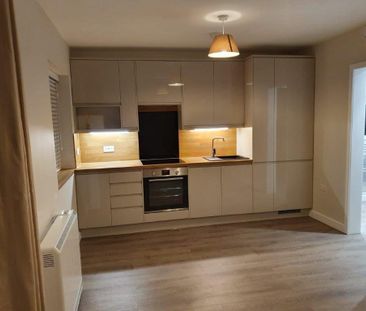 1 bedroom apartment to rent - Photo 2