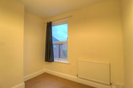 3 BED Terraced House To rent - Photo 2