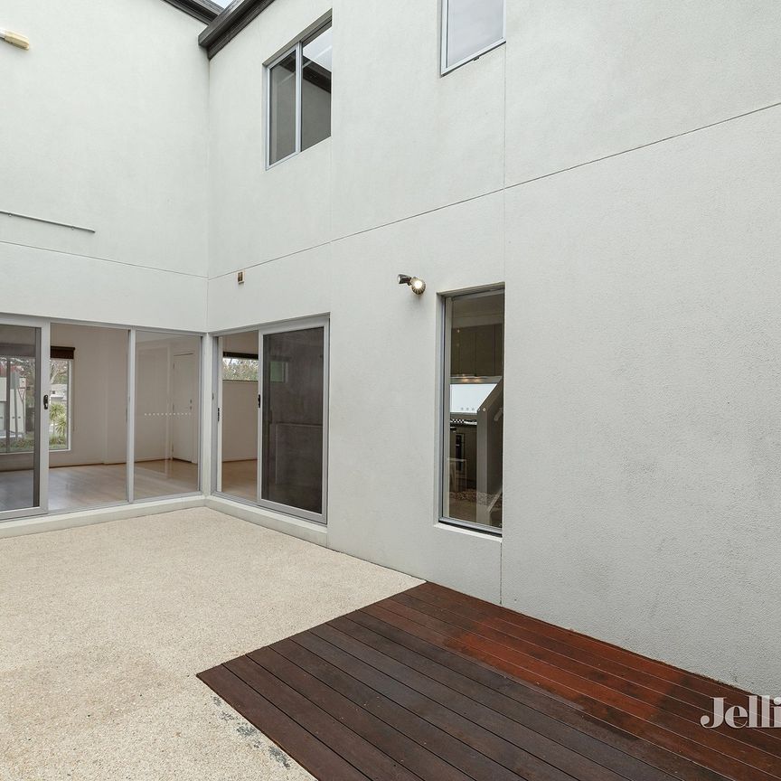 1 Euroa Street, Epping - Photo 1