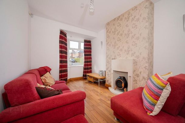 24 Prince Edward Park, Belfast, BT9 5FZ - Photo 1