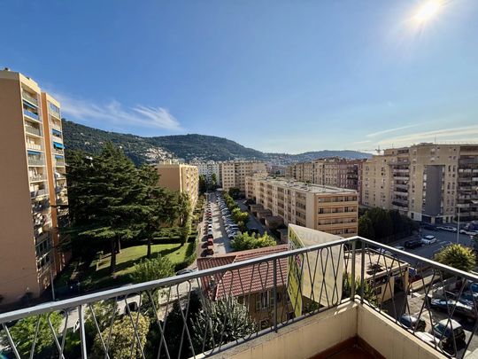 Location – Bel appartement 3 pièces proche de l’hôpital Pasteur - Photo 1