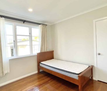 719 Te Atatu Road, Te Atatu Peninsula - Photo 3
