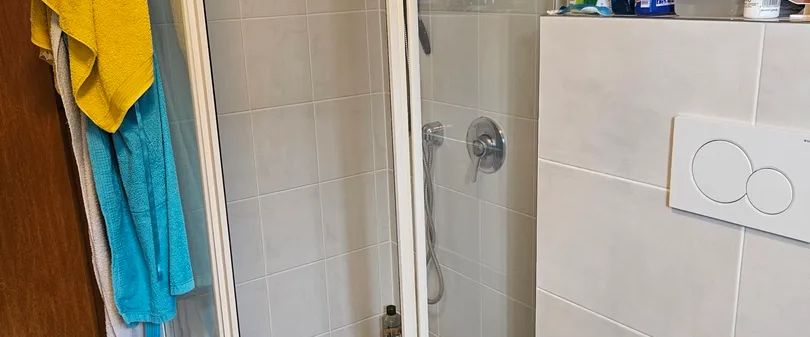 3-Zimmer-Wohnung für Singles oder Paare mit Einbauküche - Photo 1