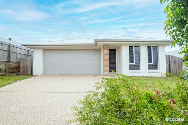 Perfect Karalee Home on a Quiet Street! - Photo 1