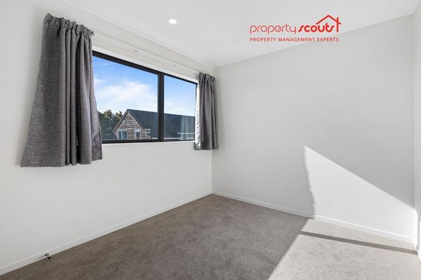 4-Bedroom Family Home in Massey - Photo 1