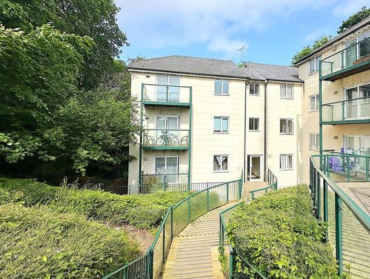 2 bedroom apartment to rent - Photo 1
