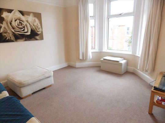 3 bedroom apartment to rent - Photo 1
