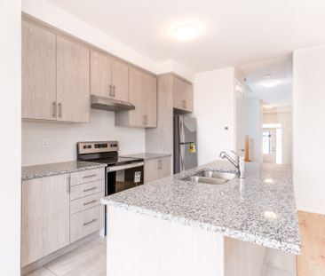 For Lease - 523 Worden Street, Cobourg, Ontario - Photo 6