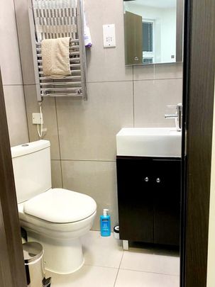 House share to rent - Photo 1